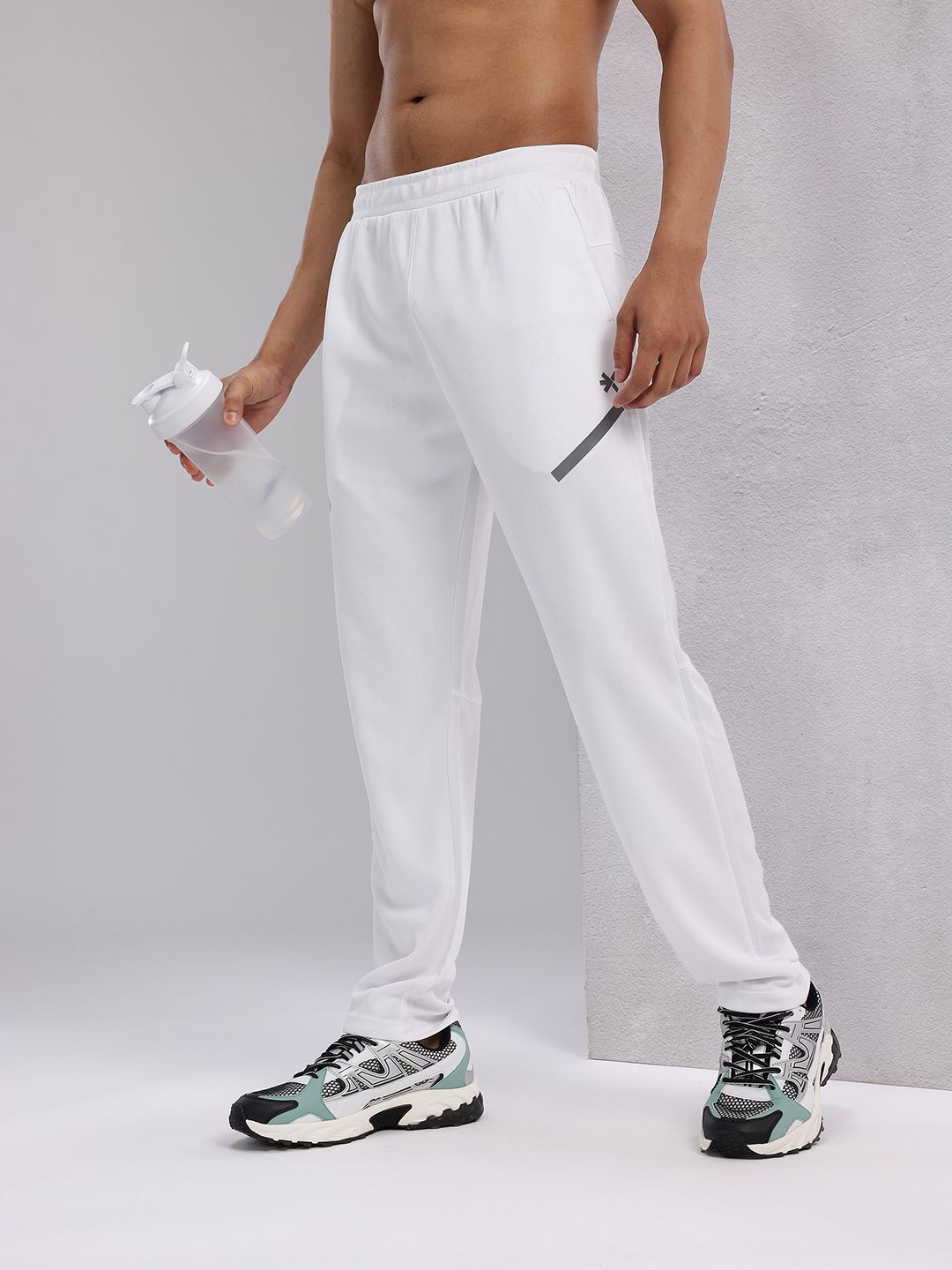HRX by Hrithik Roshan Men Rapid-Dry Mid-Rise Regular Fit Running Track pants