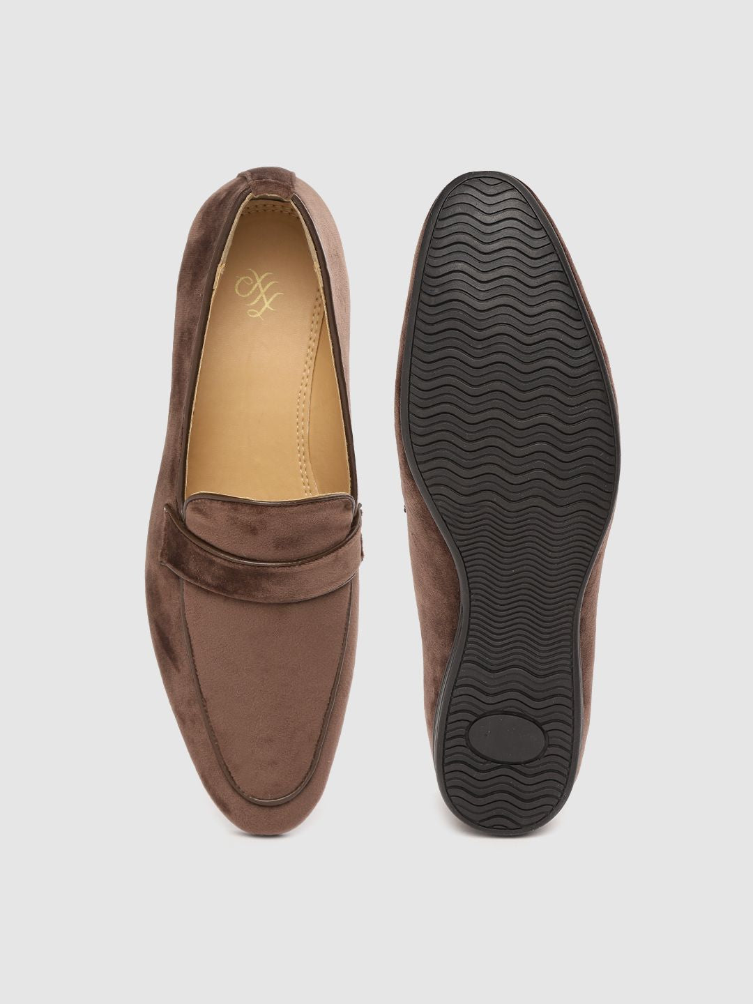 House of Pataudi Men Coffee Brown Velvet Finish Handcrafted Slip-Ons