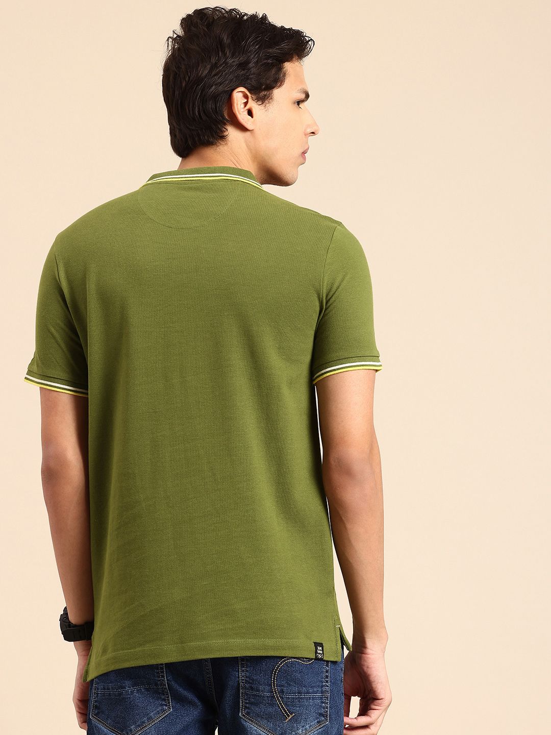 Menjadi kemeja t-shirt kolar kapas polo murni manusia