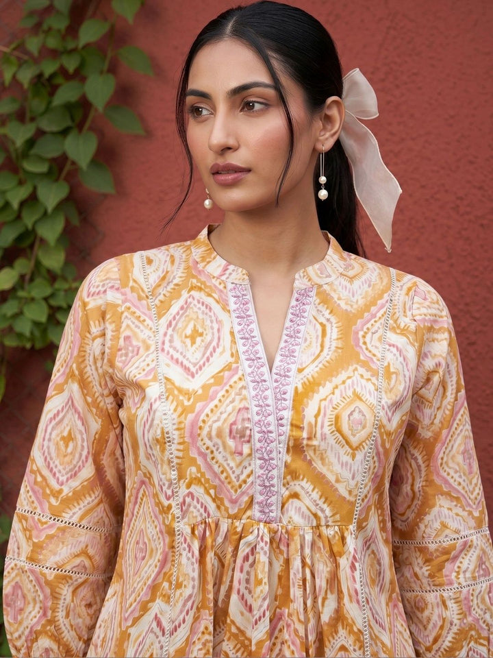 Mamicha Geometric Print Mandarin Collar Bishop Sleeves Cotton Top