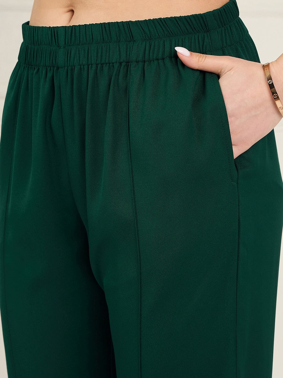 Antheaa Green Floral Printed Puff Sleeves Ruffled Top With Trouser