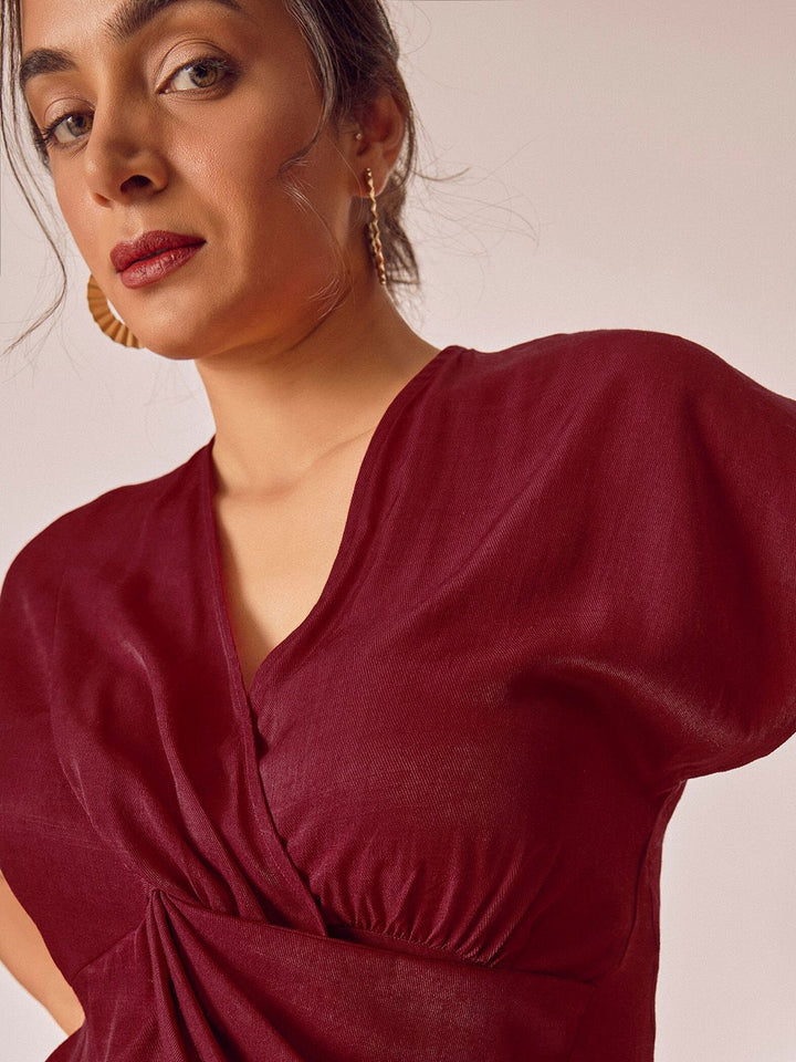 The Label Life V-Neck Extended Sleeves Asymmetric Front Twisted Top