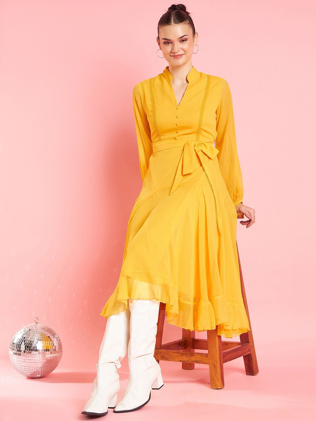 Antheaa Yellow V-Neck Balut Bishop Lengan Fit & Flare Midi Party Dress