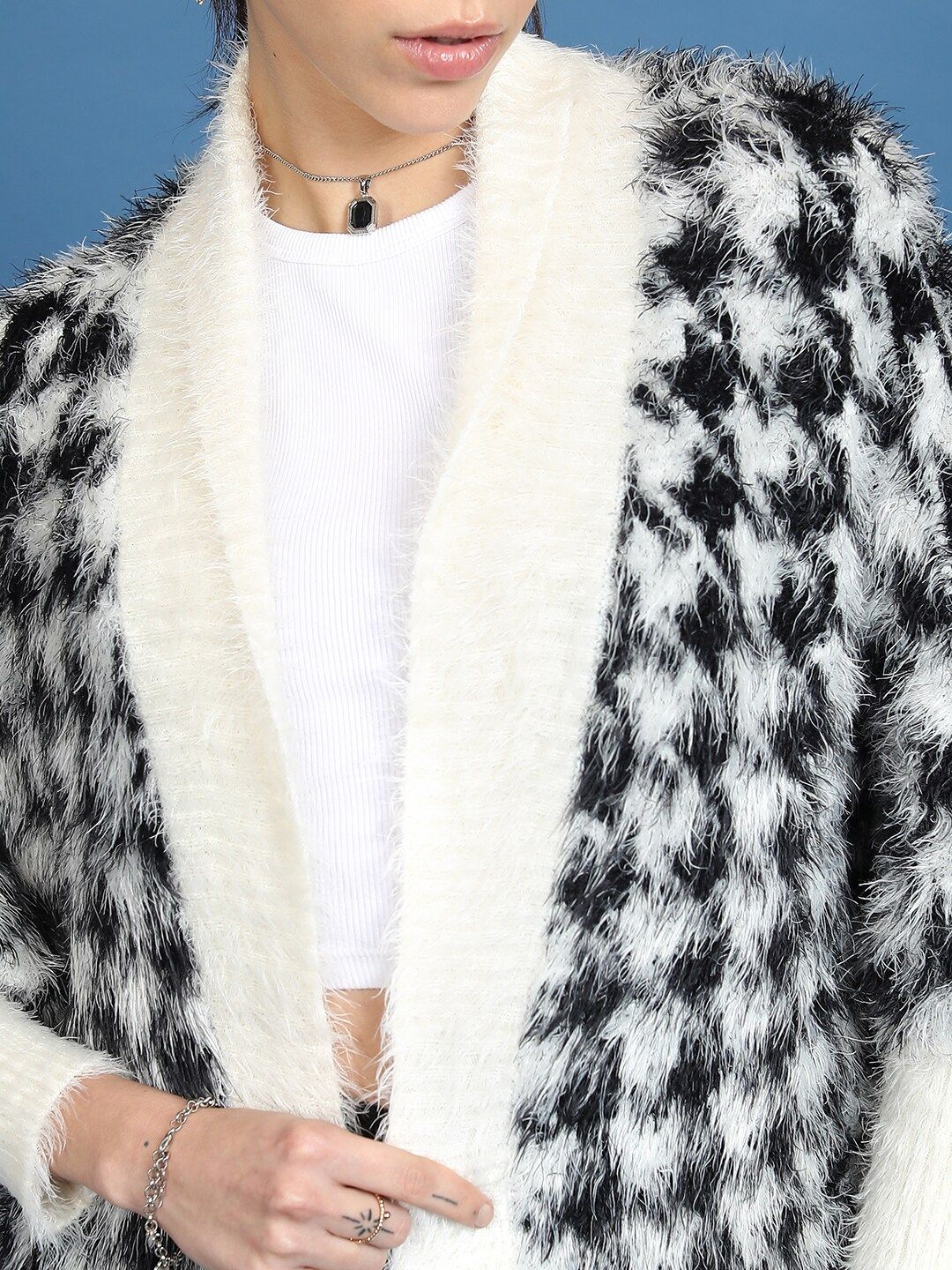 Tokyo Talkies Black Geometric Printed Fuzzy Acrylic Cardigan Sweater