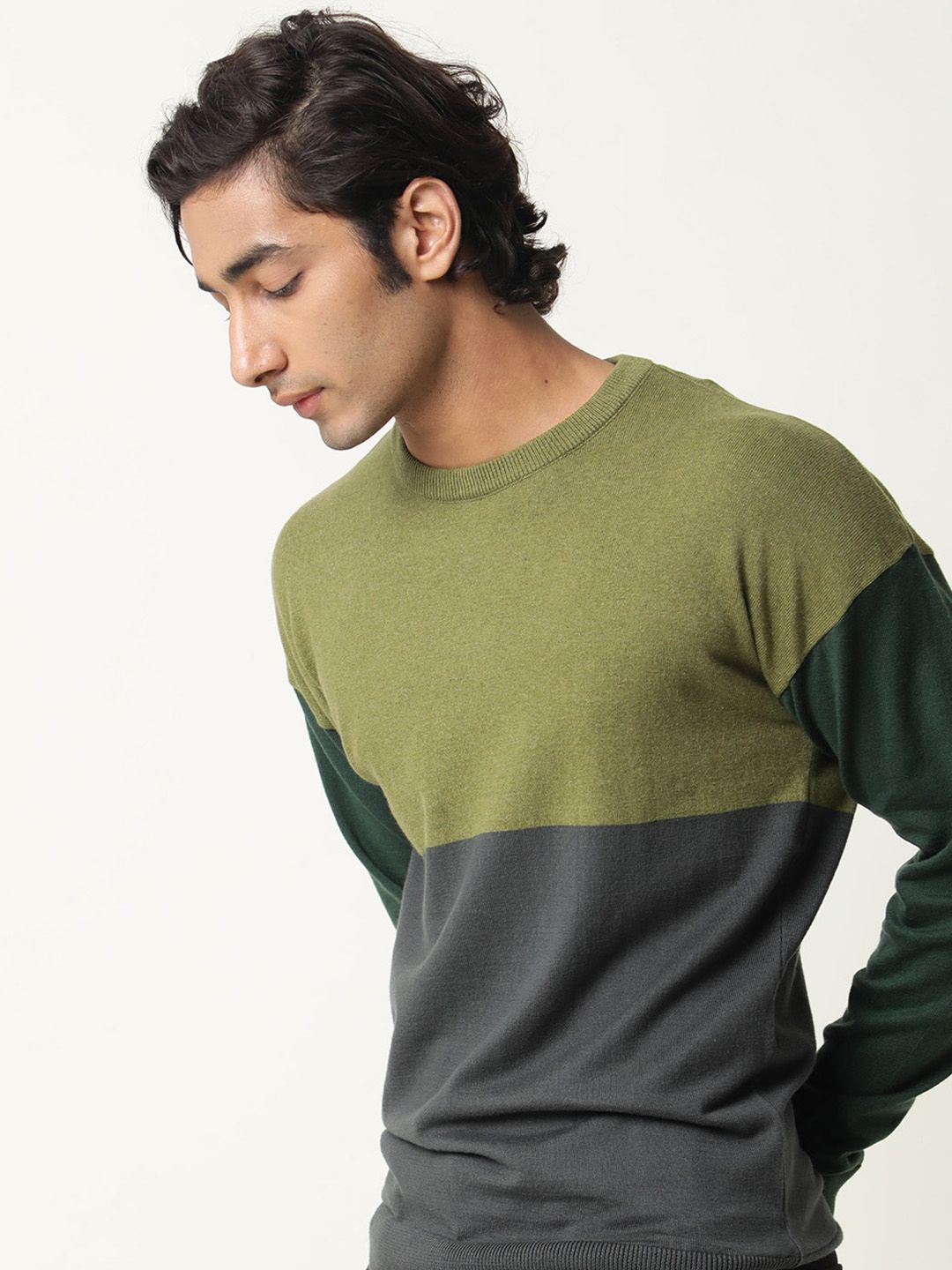 RARE RABBIT Men Tanko Slim Fit Colourblocked Pullover Sweater