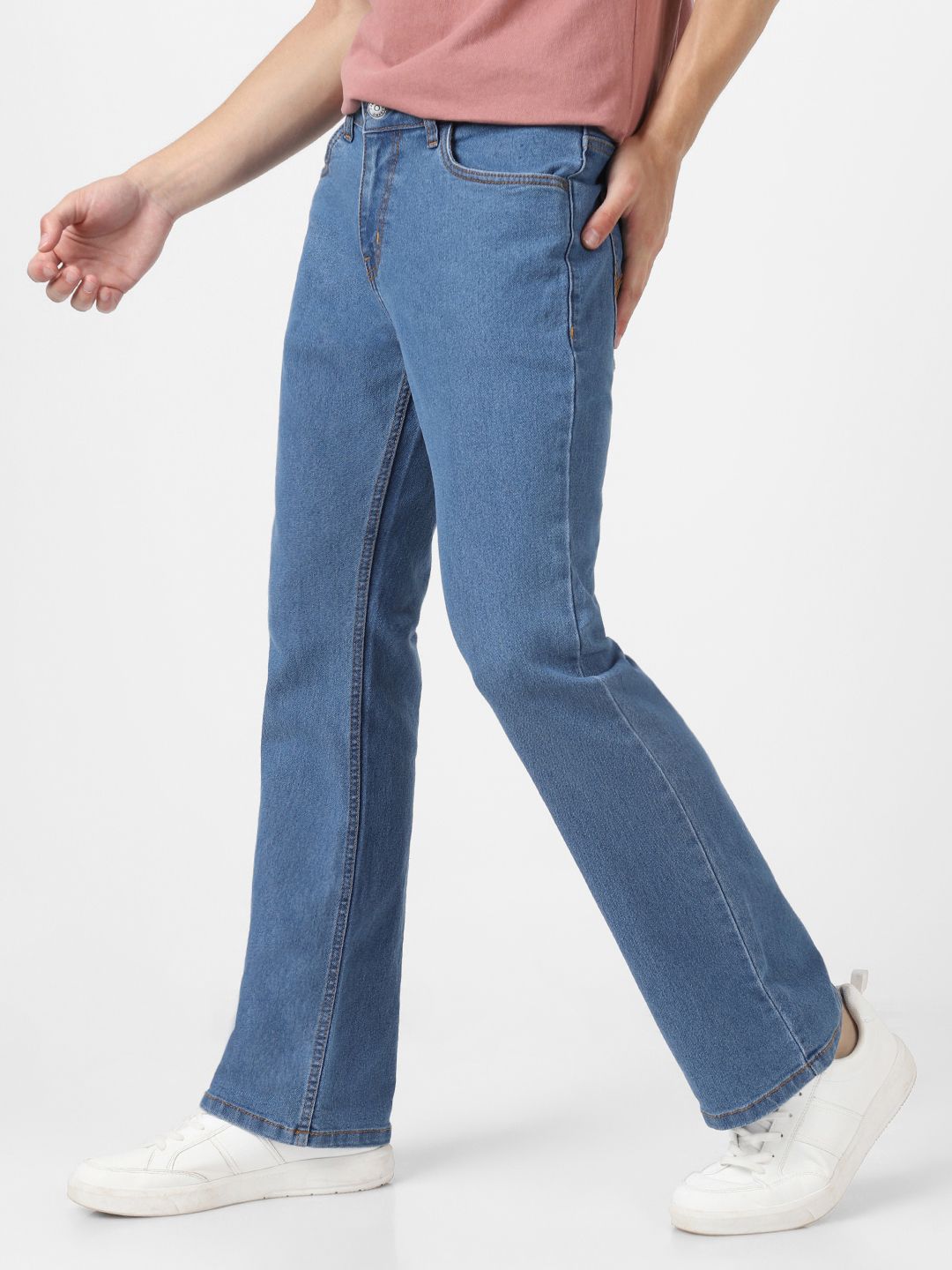 Urbano Fashion Men Mid Rise Light Fade Stretchable Bootcut Jeans