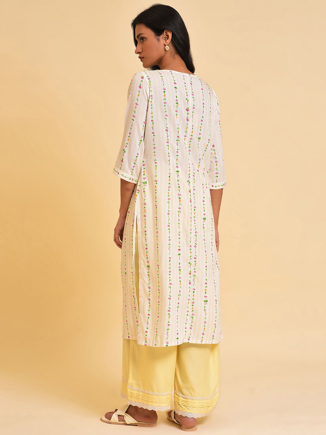 W White & Pink Lace Floral Printed Straight Kurta