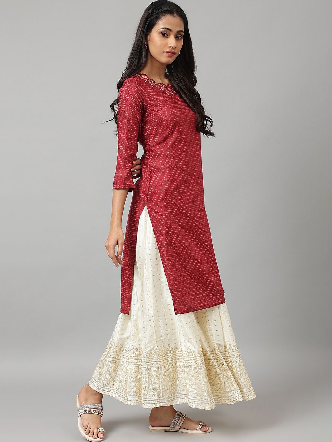 W Women Geometric Print Shantung Straight Kurta