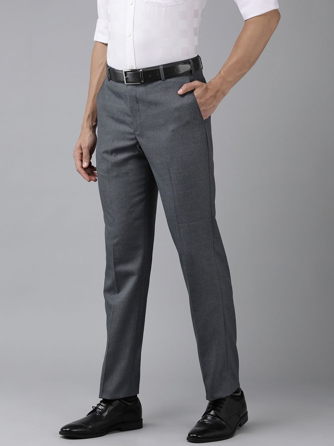 Park Avenue Men Mid-Rise Checked Smart Trousers