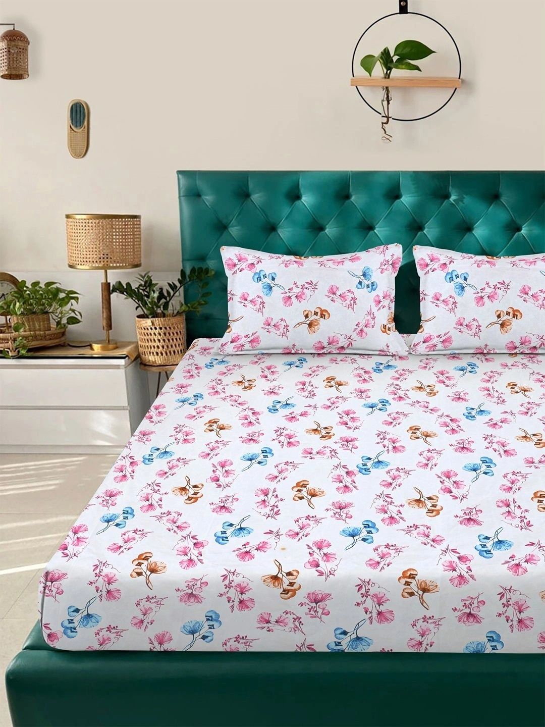 Myntra Elegant Homes White Floral 300 TC King Bedsheet with 2 Pillow Covers