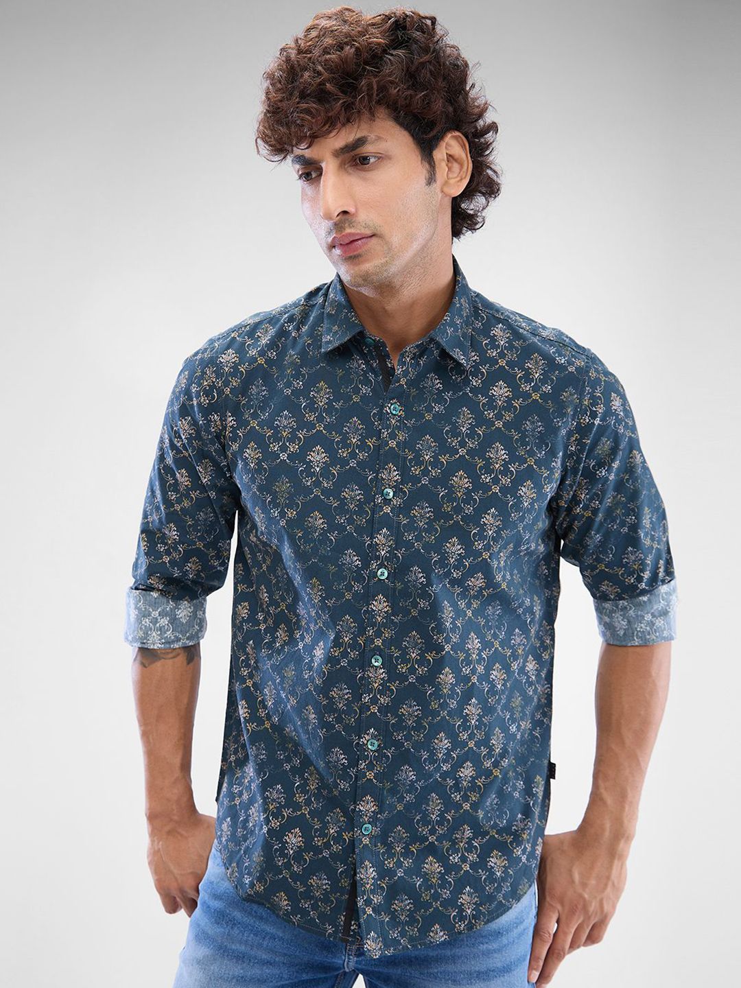SPYKAR Men Slim Fit Floral Opaque Printed Casual Shirt