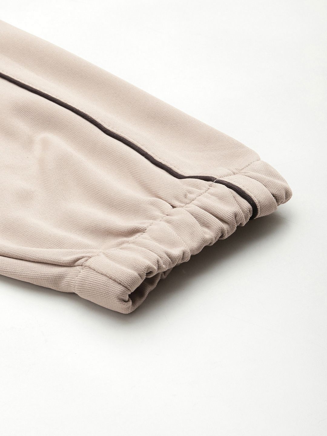 HRX by Hrithik Roshan Men Run On Clouds Trailtrackers Rapid-Dry Running Joggers