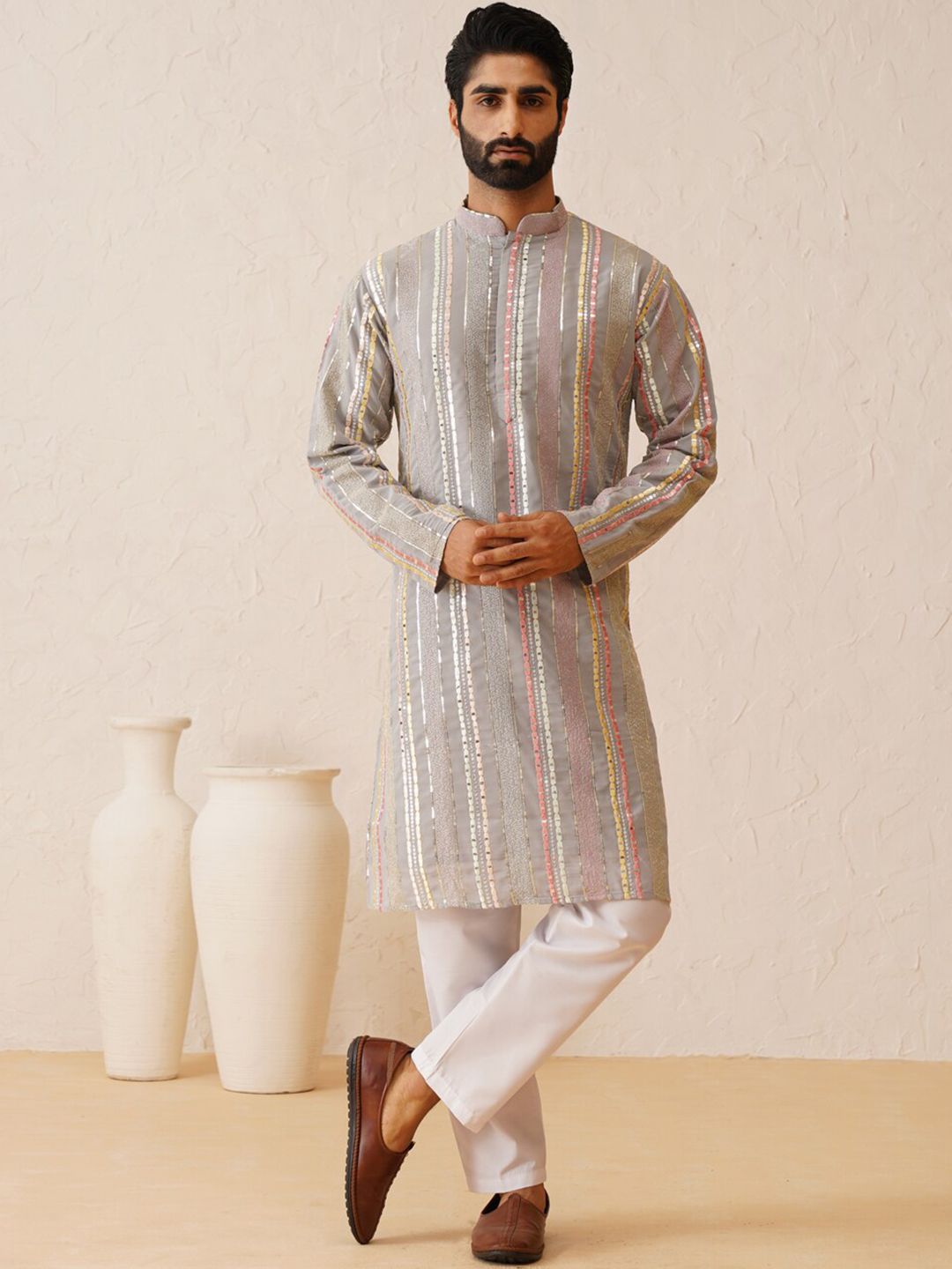 SOJANYA LUXE Sulam Labuci Mandarin Kolar Lengan Panjang Kapas Kurta Lurus