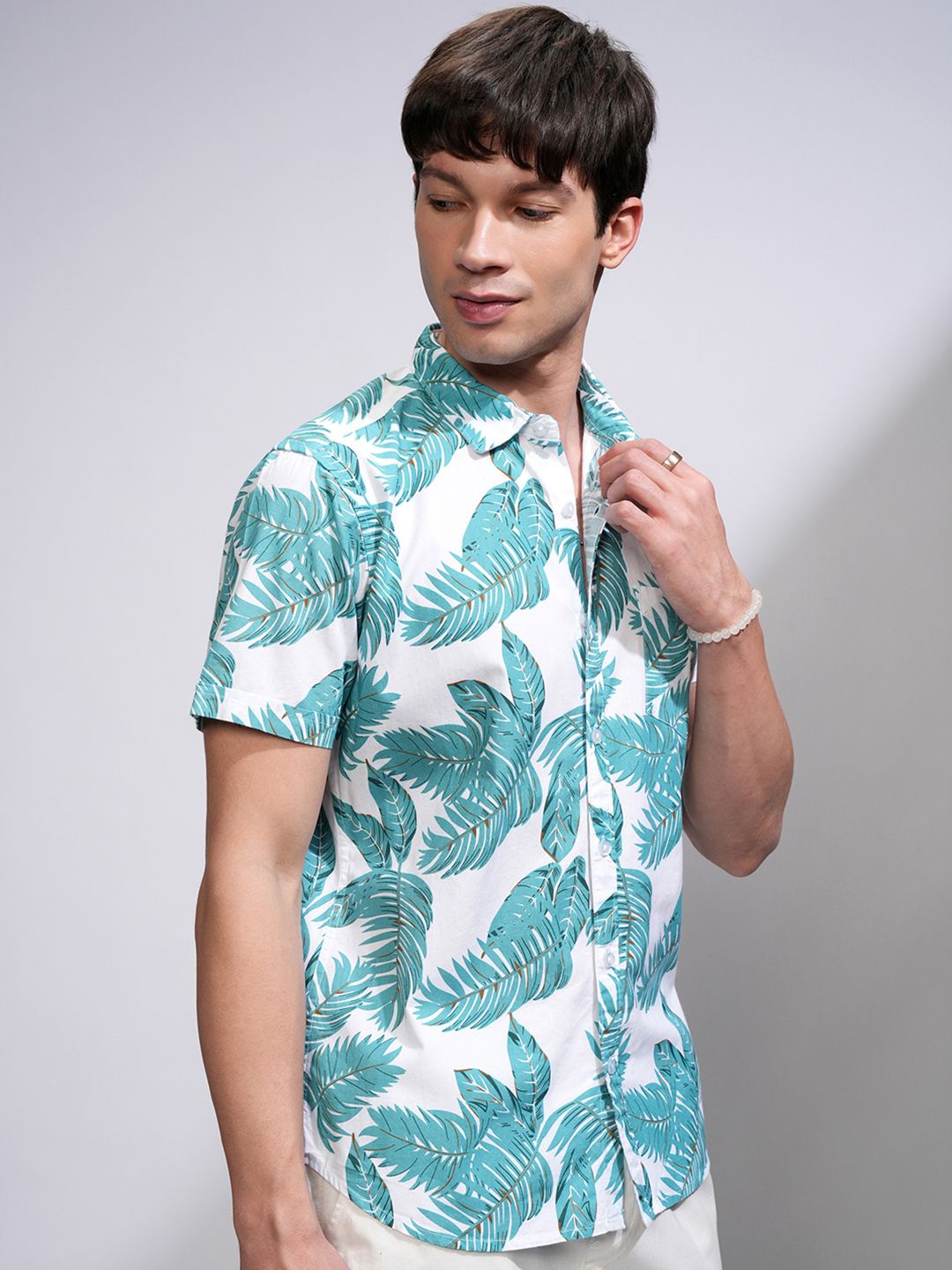 HIGHLANDER Men White & Green Slim Fit Printed Casual Shirt