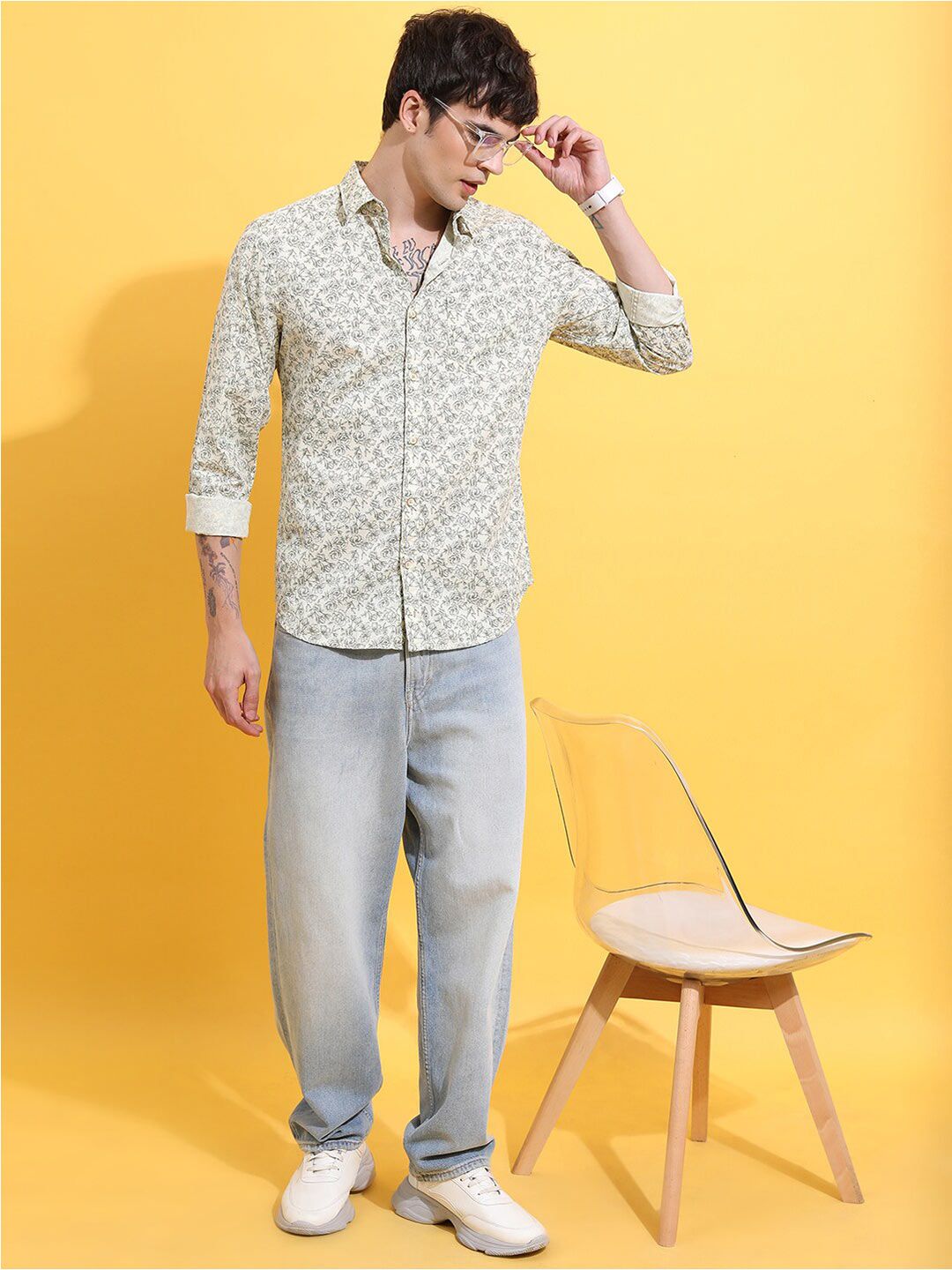 HIGHLANDER Lime Green Floral Printed Spread Collar Slim Fit Cotton Casual Shirt
