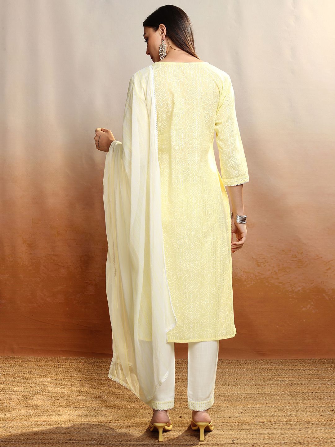 Vishudh Women Bandhani Printed Regula Pure Cotton Kurta with Trousers & With Dupatta