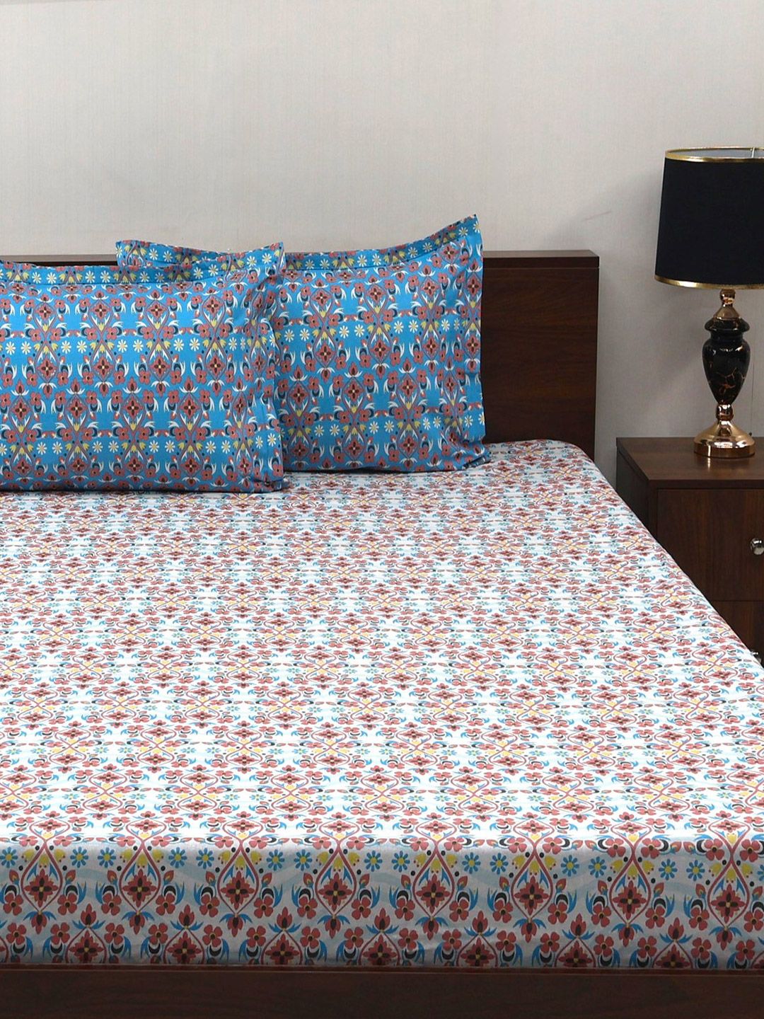 BOMBAY DYEING Blumen Blue Floral 104 TC Cotton Queen Bedsheet Set-2.24 m X 2.54 m