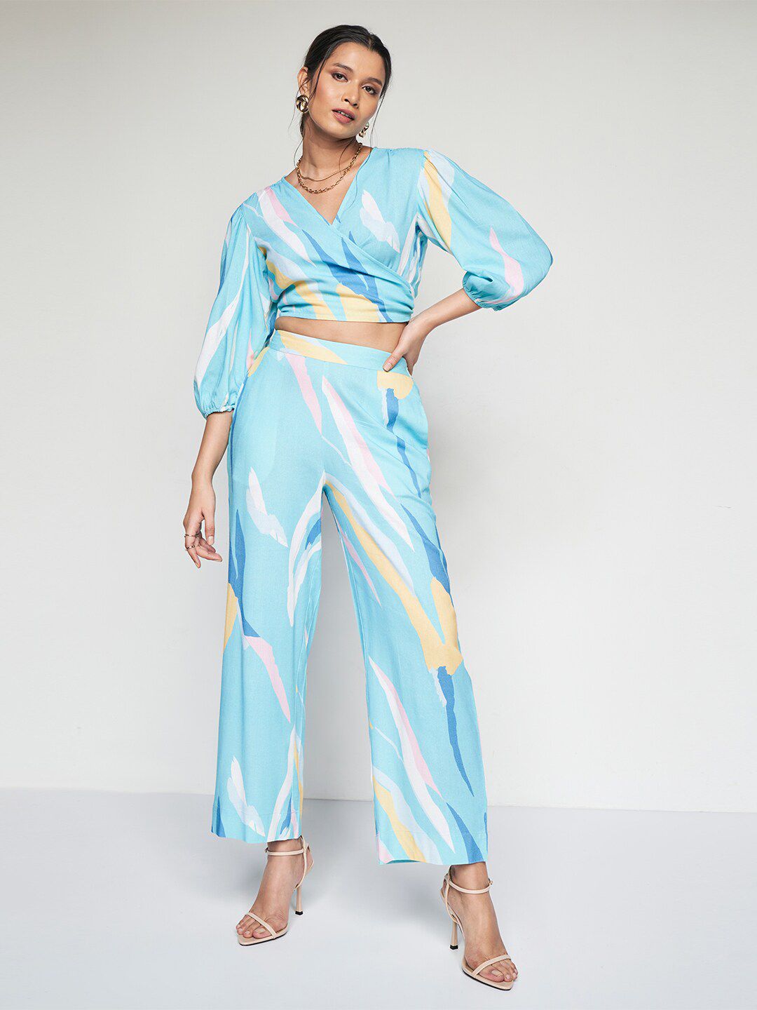 AND Printed V-Neck Puff Sleeves Top & Trouser