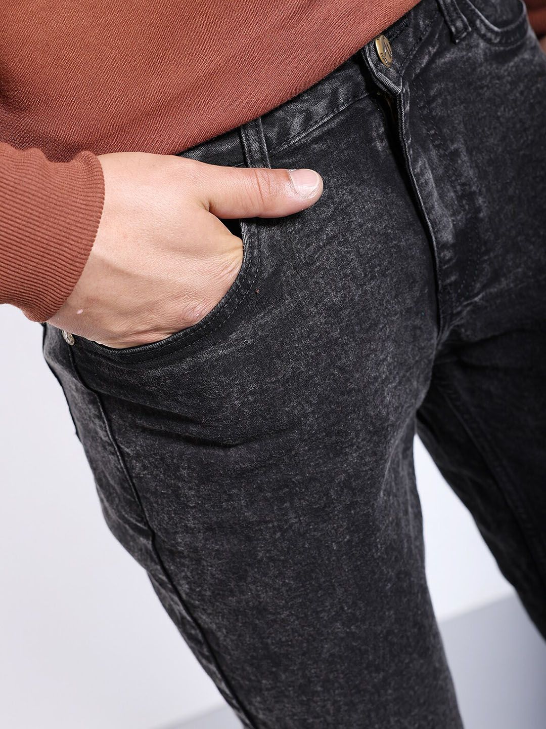 The Indian Garage Co Black Slim Fit Mid-Rise Light Fade Stretchable Jeans