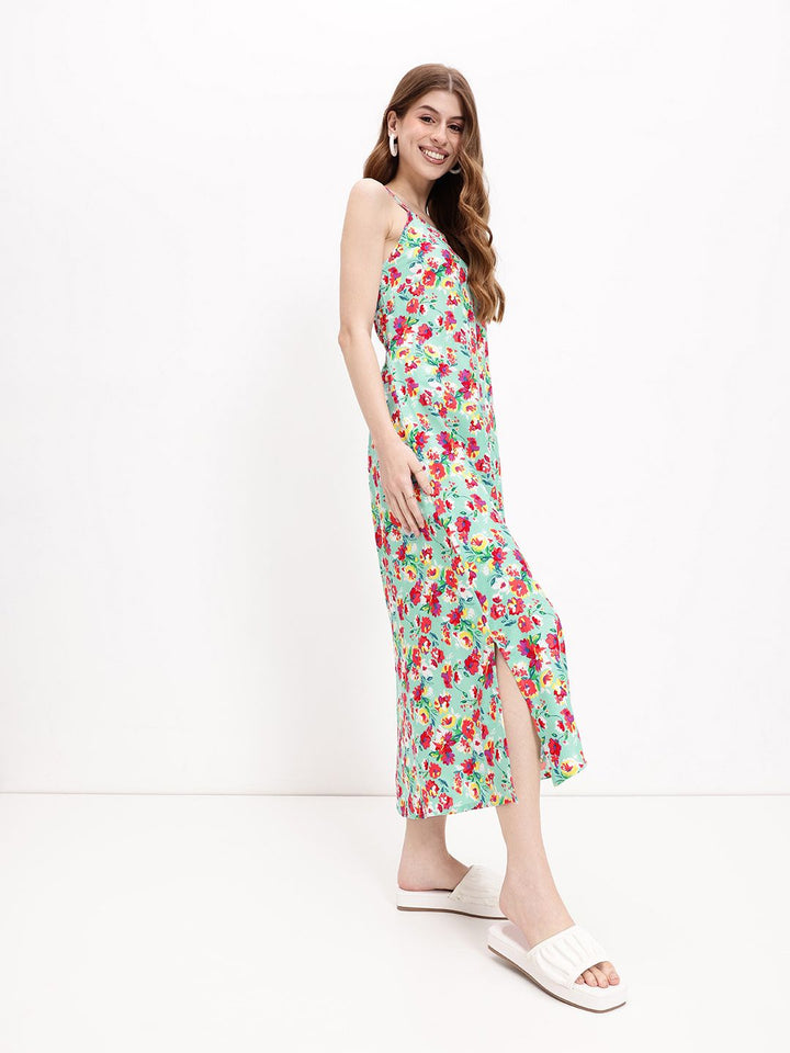 DressBerry Floral Fiesta Tailored-To-Flatter Carefree Midi Dress