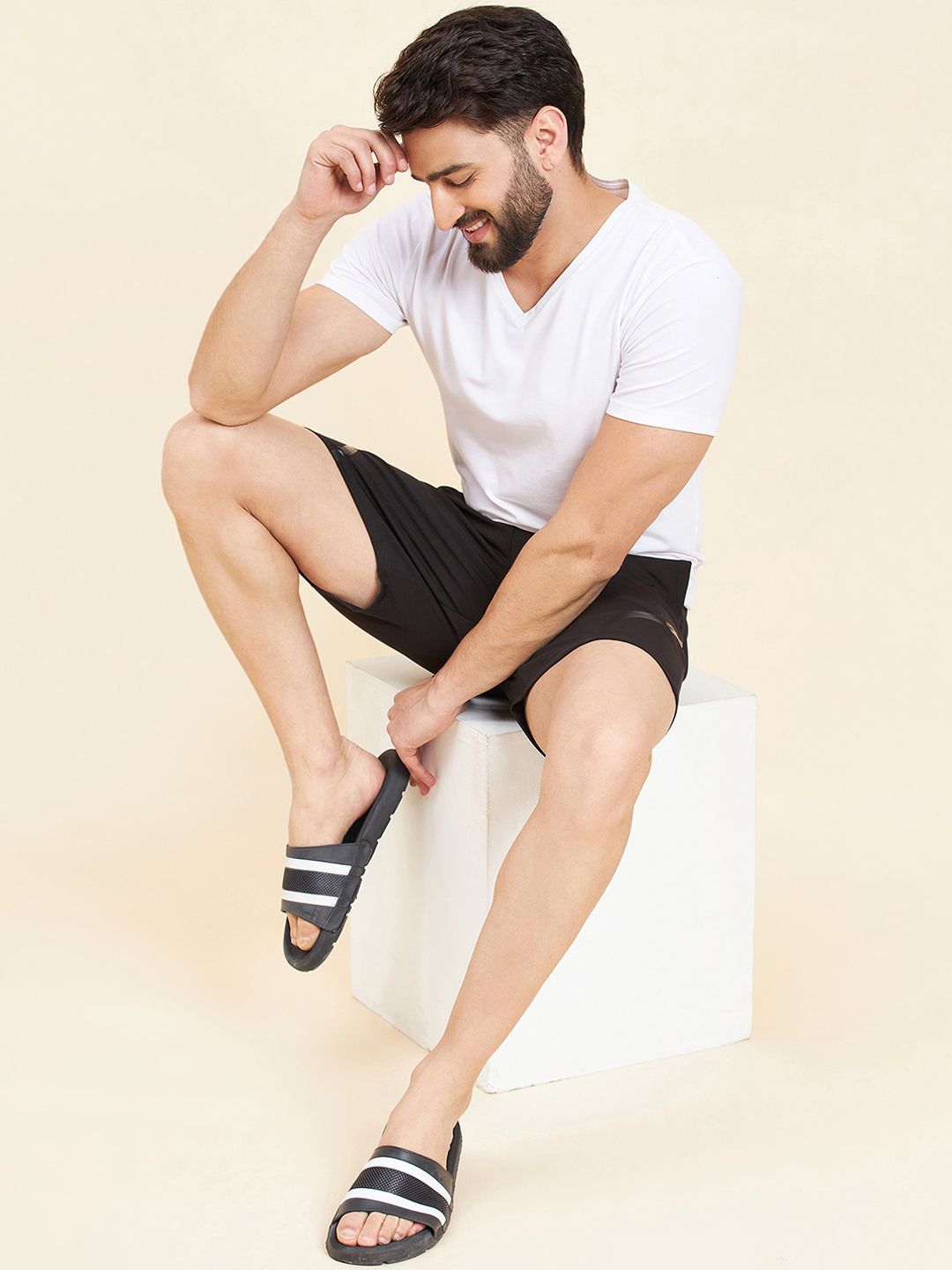 Sweet Dreams Men Black Mid Rise Shorts