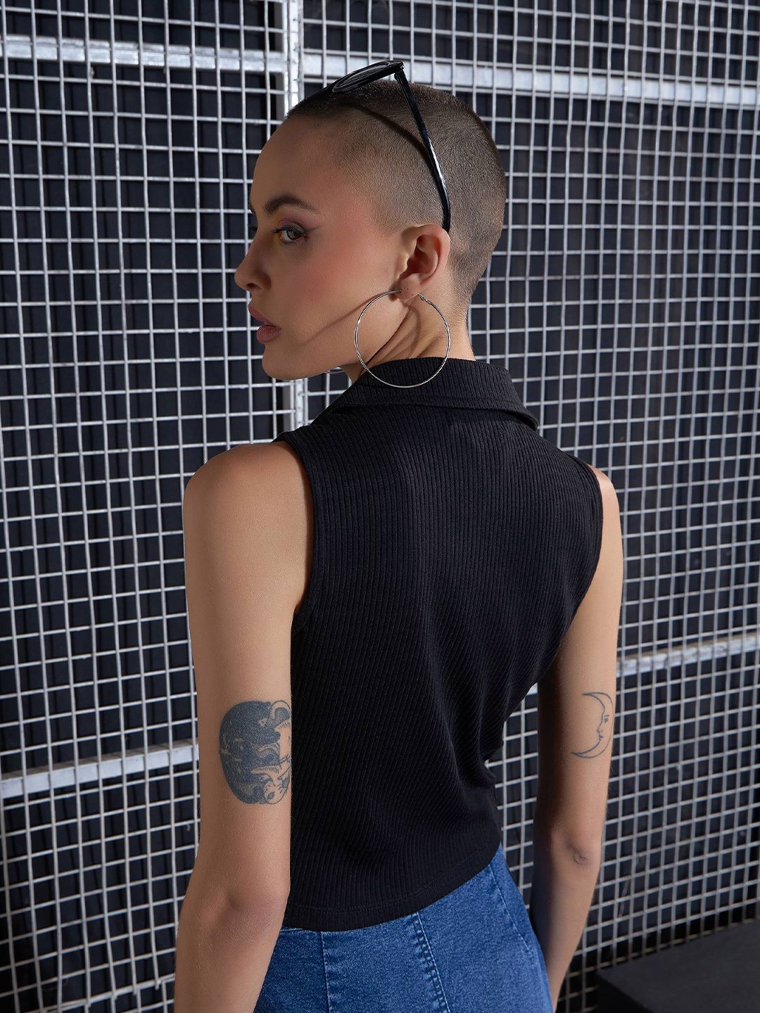 SASSAFRAS Black Lace-Up Shirt Style Crop Top