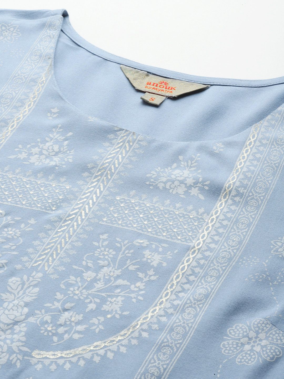 Anouk Floral Foil Printed Regular Kurta With Trousers & Dupatta