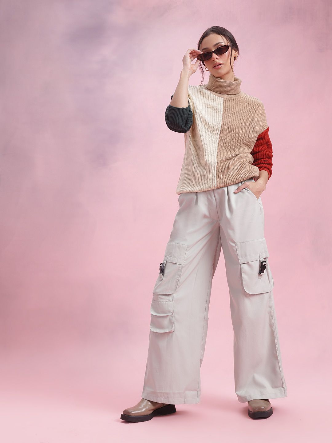 DressBerry Colourblocked Turtle Neck Colourblocked Pullover