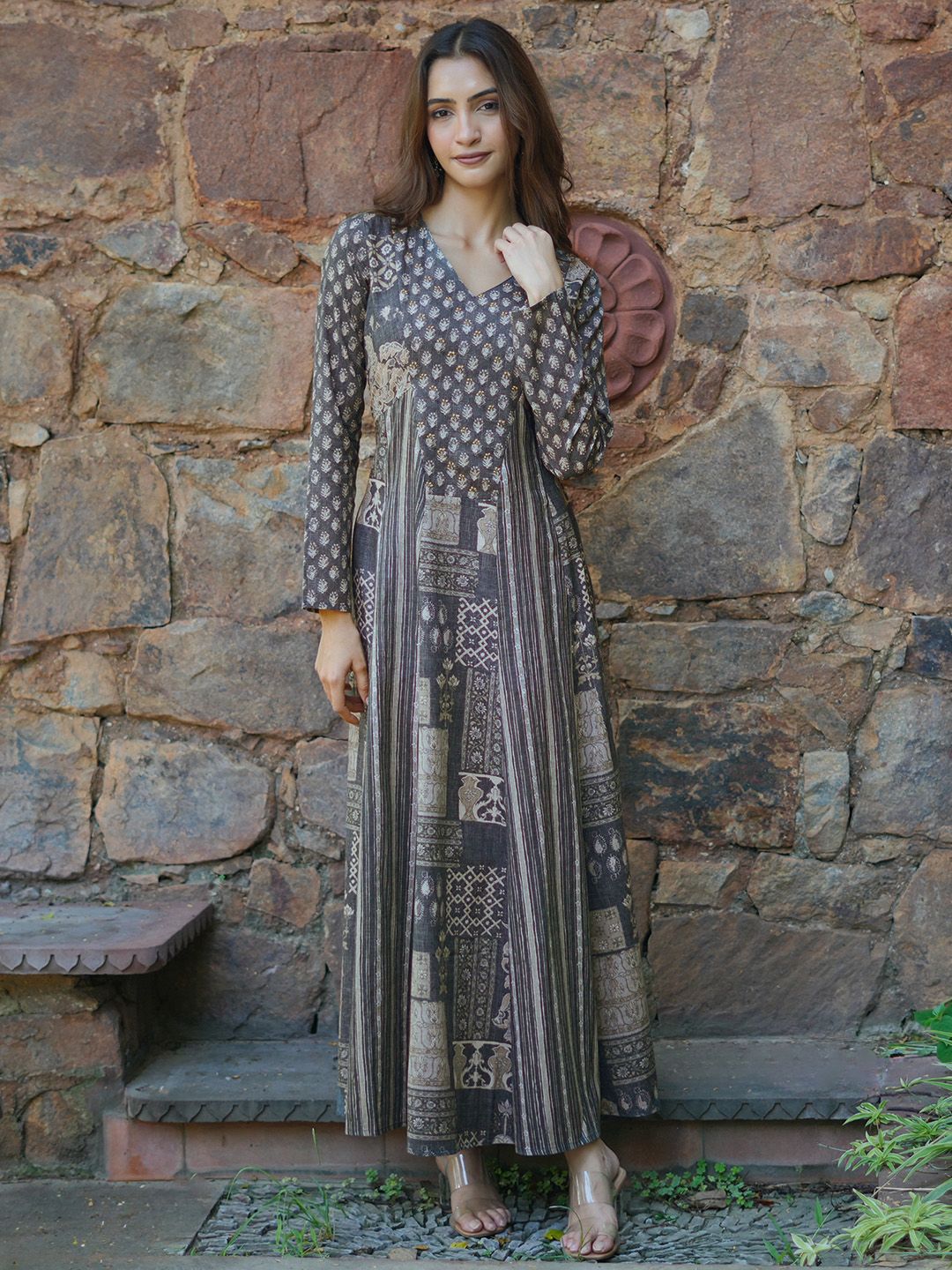 Libas Floral Print V-Neck Linen Maxi Dress