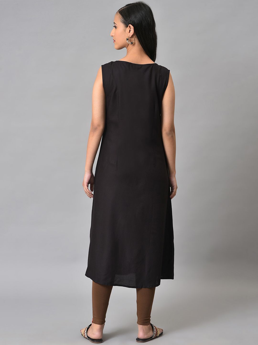 W Ethnic Motifs Embroidered Layered Kurta