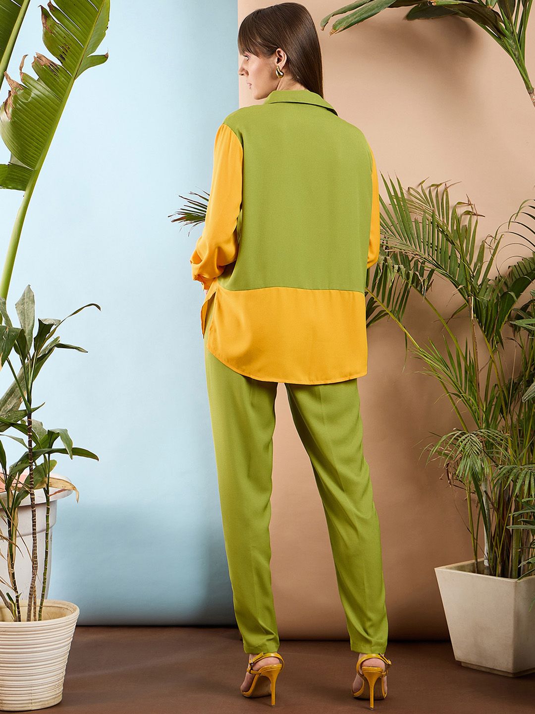 SASSAFRAS Olive Green Colourblocked Shirt With Trousers