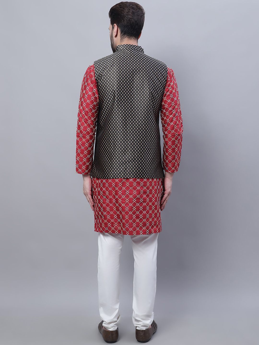 SOJANYA Ethnic Motifs Embroidered Regular Thread Work Kurta With Churidar & Nehru Jacket