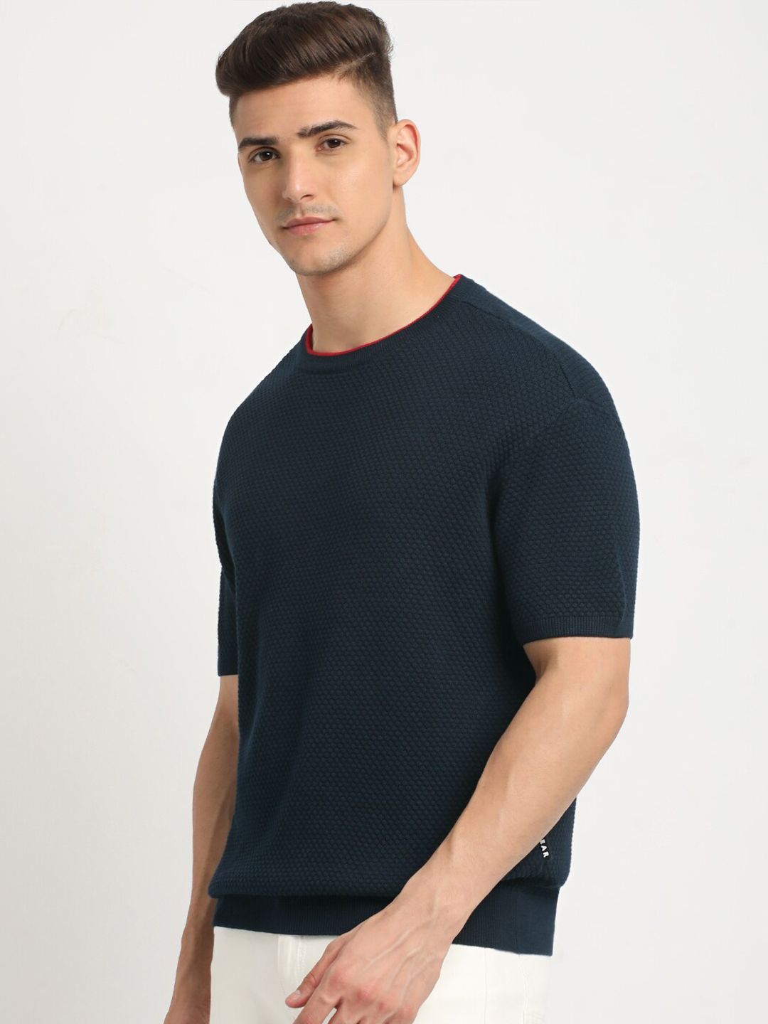 THE BEAR HOUSE Self Design Round Neck Drop-Shoulder Sleeves Cotton T-shirt