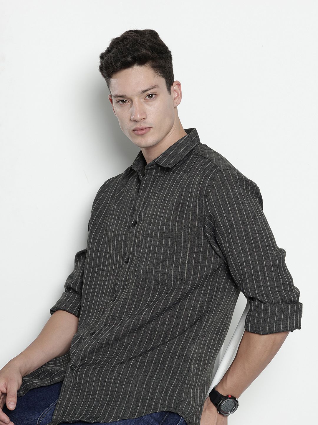 The Indian Garage Co Slim Fit Opaque Striped Casual Shirt