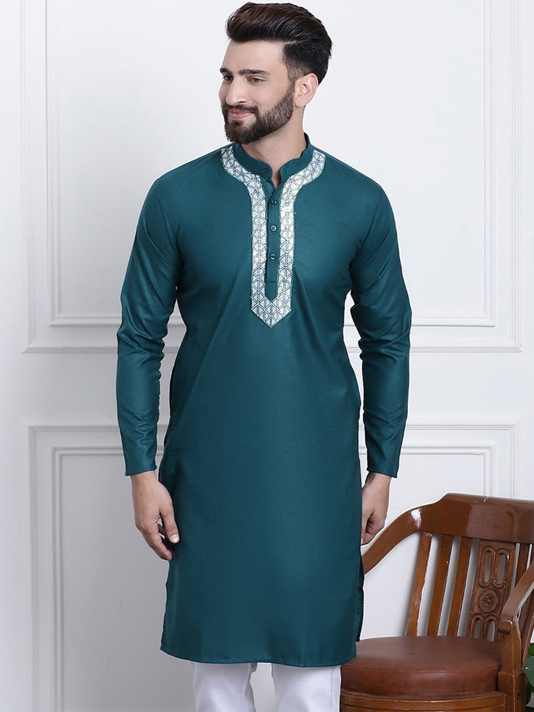 SOJANYA Mandarin Collar Straight Kurta