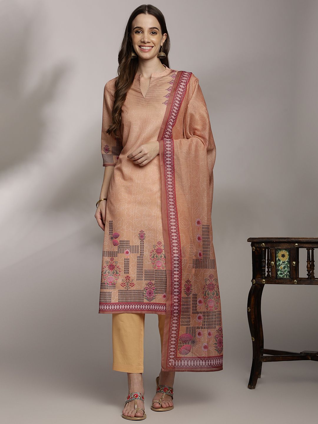 Anouk Women Floral Printed Regular Kurta with Trousers & Dupatta