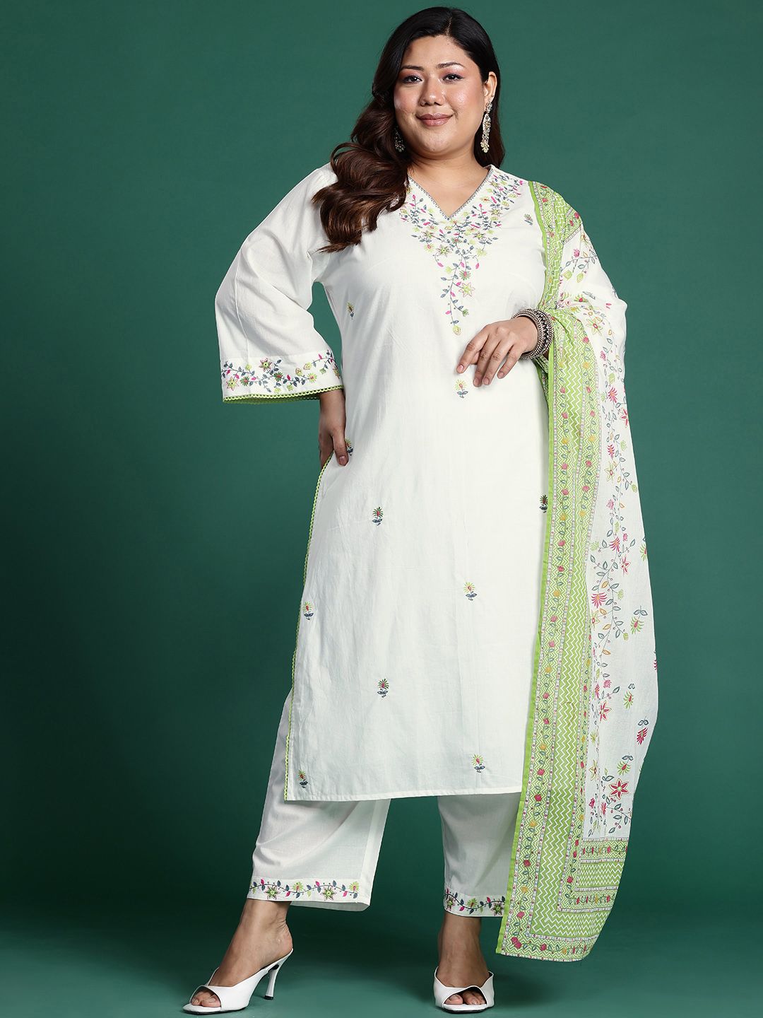 Indo Era Plus Size Floral Embroidered Thread Work Pure Cotton Kurta Set
