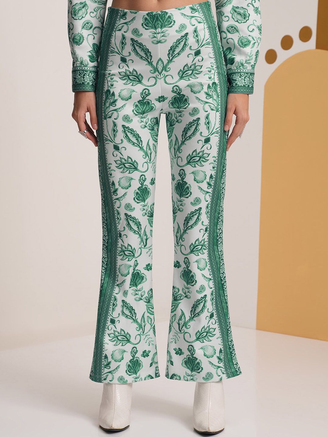Vishudh Floral Printed Long Sleeves Shirt With Trousers