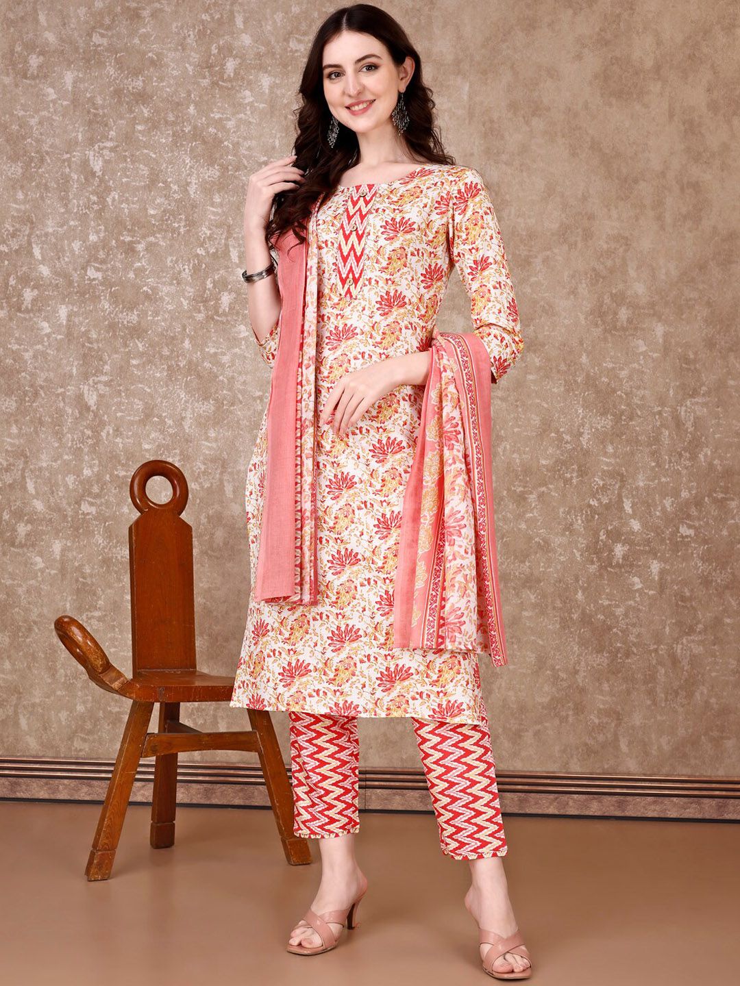 KALINI Floral Printed Regular Straight Kurta With Trousers & Dupatta