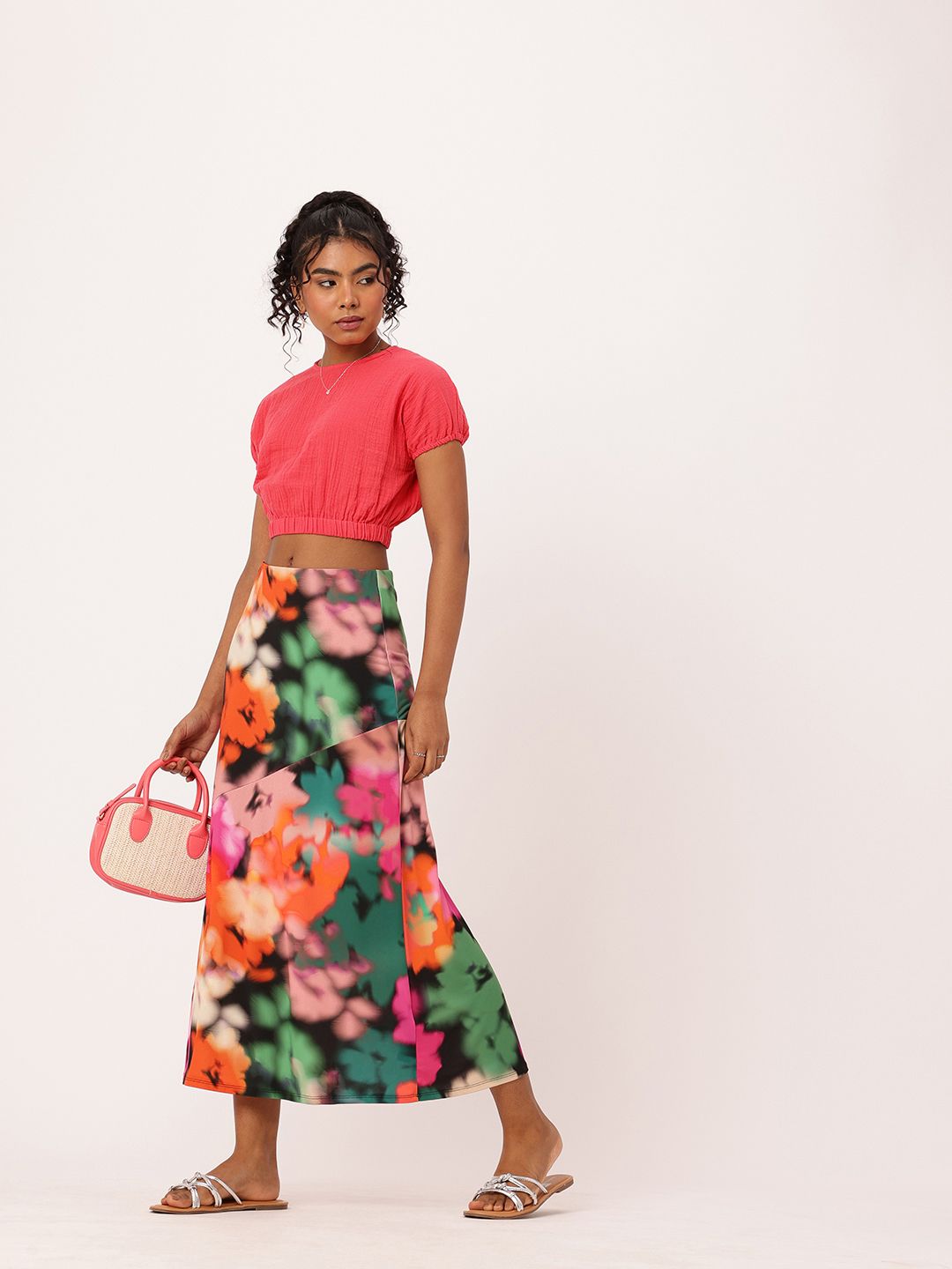 DressBerry The Off-Duty Blouson Crop Top