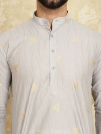 SOJANYA Geometric Woven Design Kurta Lurus Zari dengan Churidar