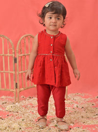 VASTRAMAY Girls Embroidered Regular Sequinned Chanderi Cotton Kurta With Pyjama
