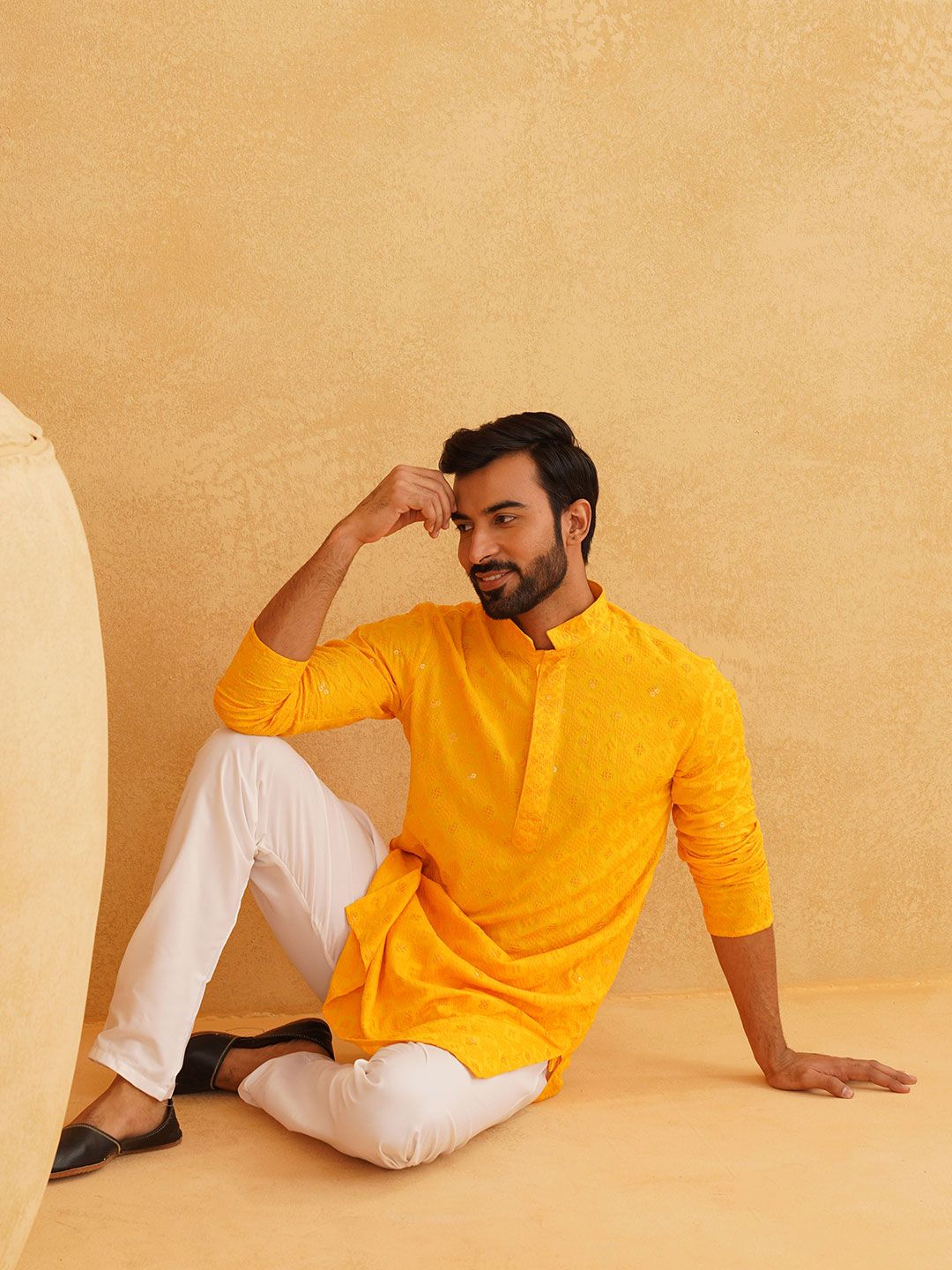 SOJANYA Embroidered Mandarin Collar Long Sleeves Straight Kurta