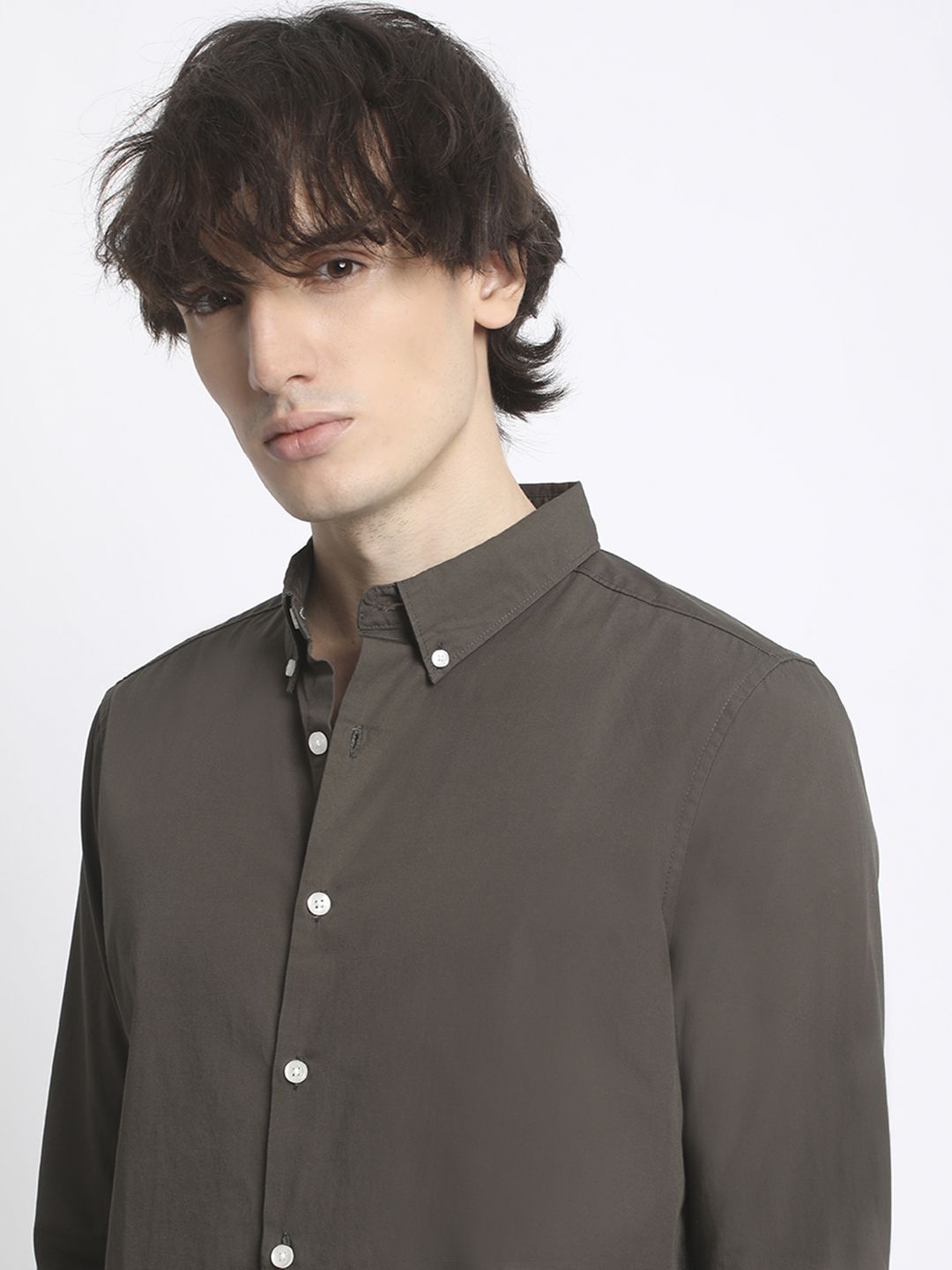 THE BEAR HOUSE Men Solid Slim Fit Button-Down Collar Pure Cotton Casual Shirt