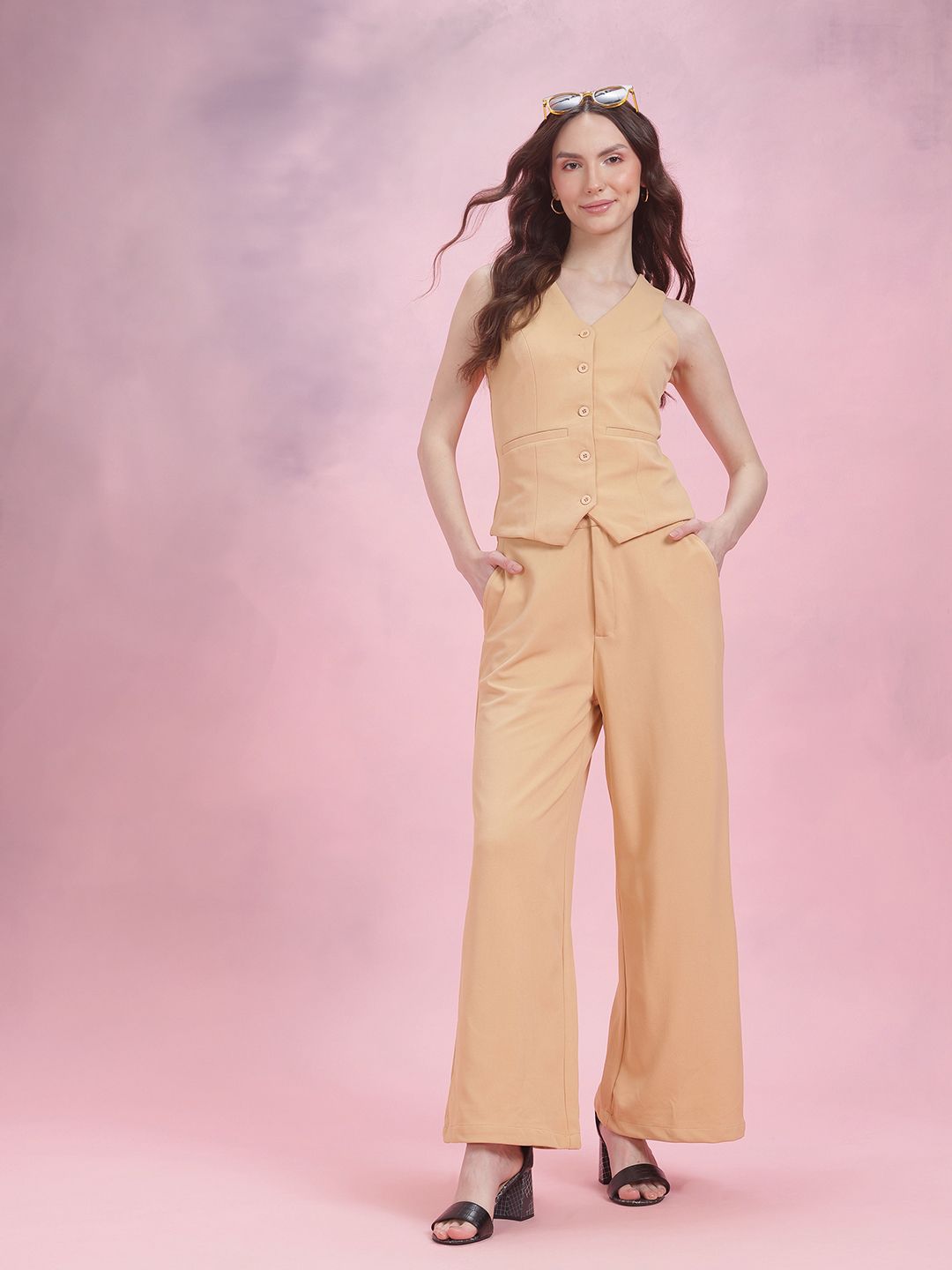DressBerry Single-Breasted Waistcoat with Wide-Leg Trousers