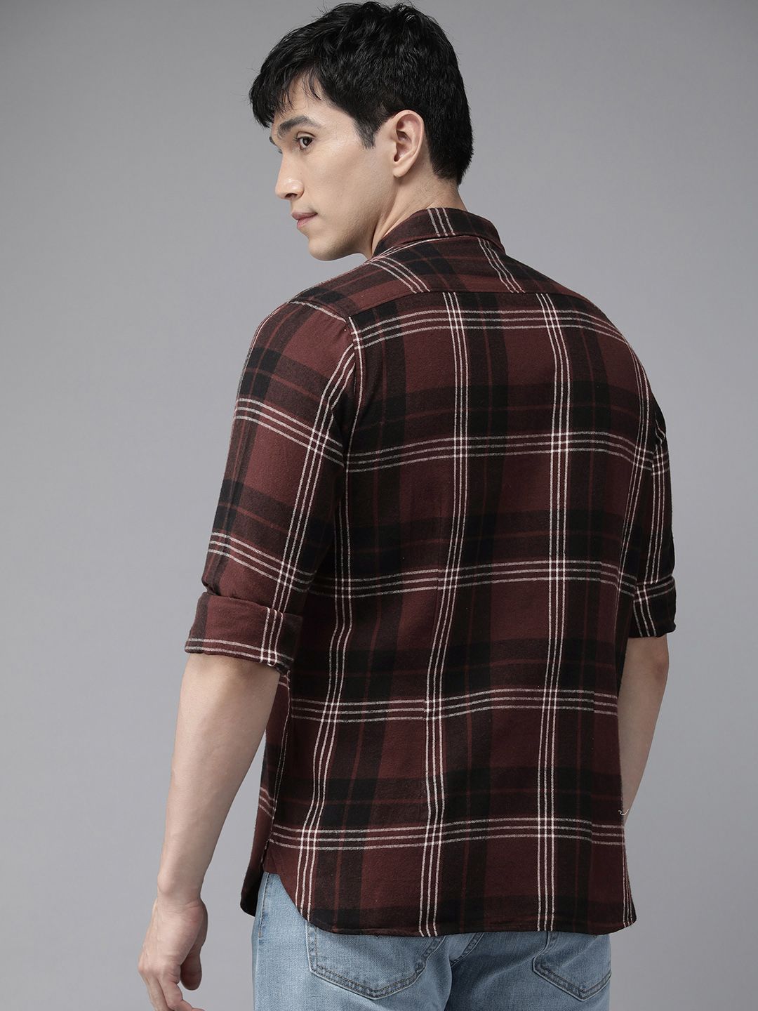 THE BEAR HOUSE Men Brown & Black Slim Fit Tartan Checked Cotton Casual Shirt