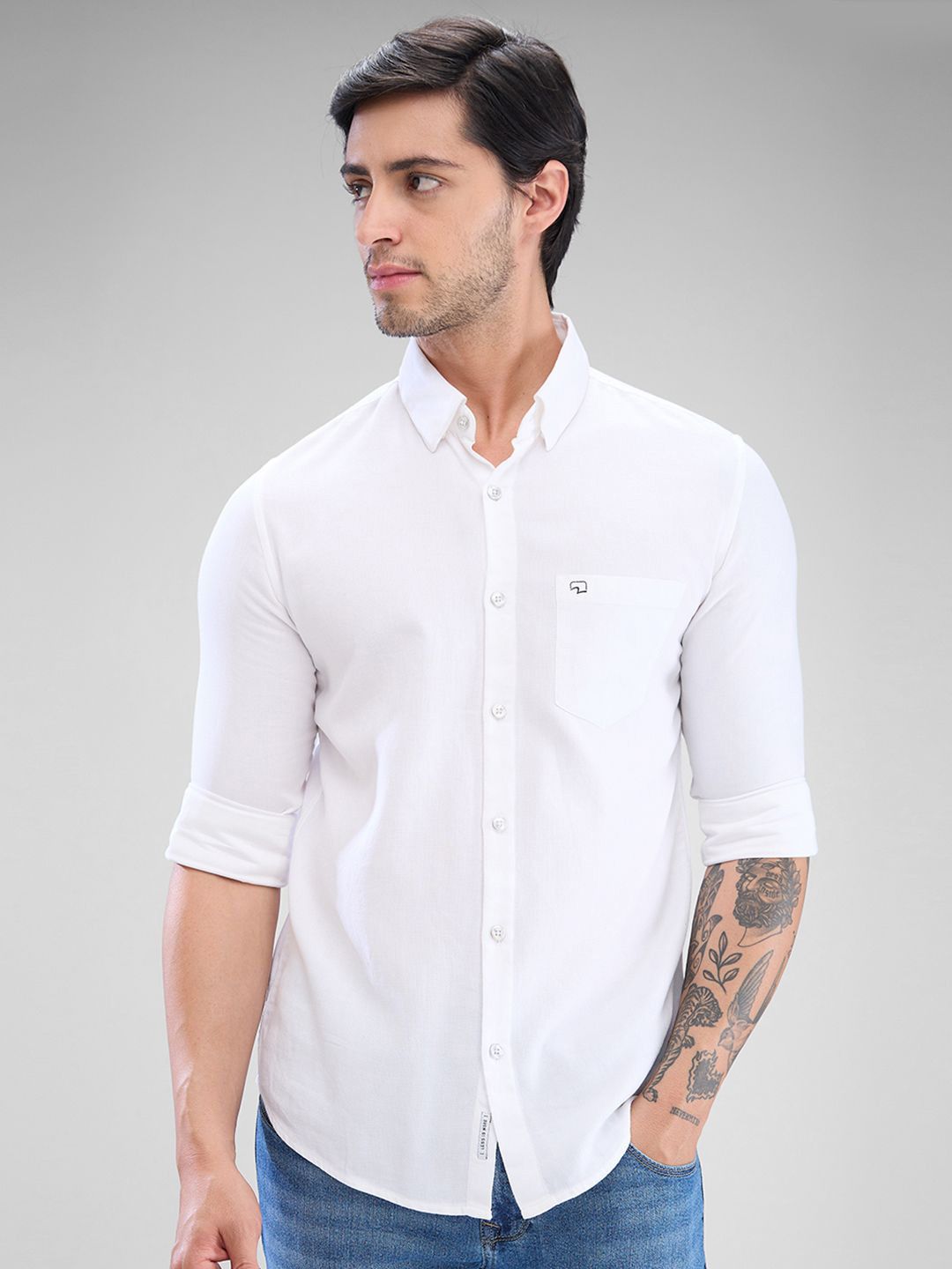 SPYKAR Men Slim Fit Opaque Solid Spread Collar Casual Shirt