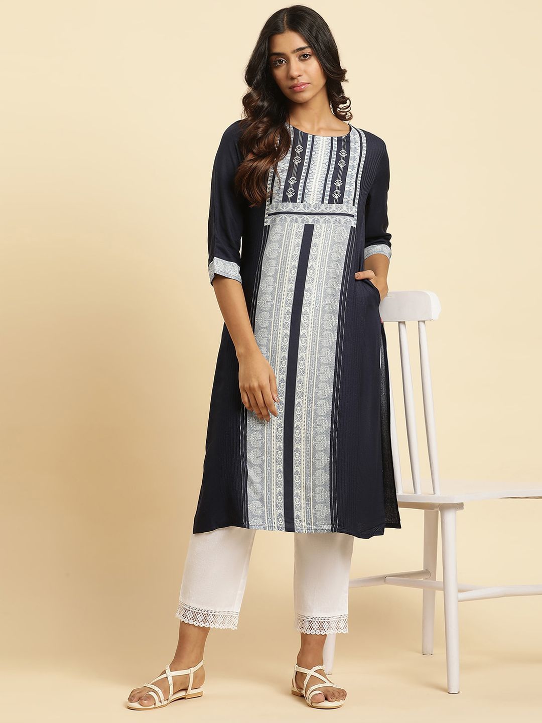 W Ethnic Motifs Printed Straight Kurta