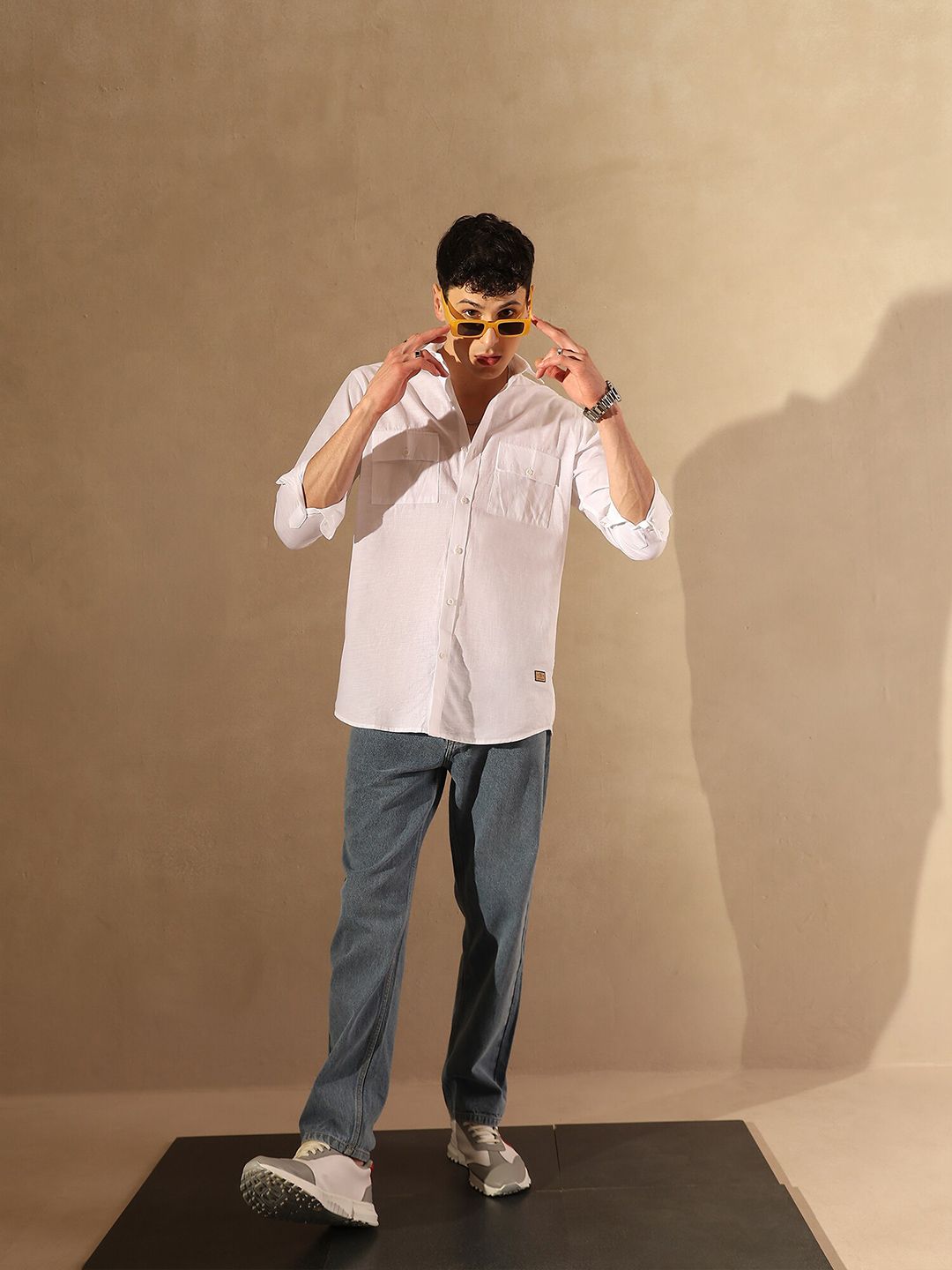 DENNISON Smart Spread Collar Cotton Linen Casual Shirt
