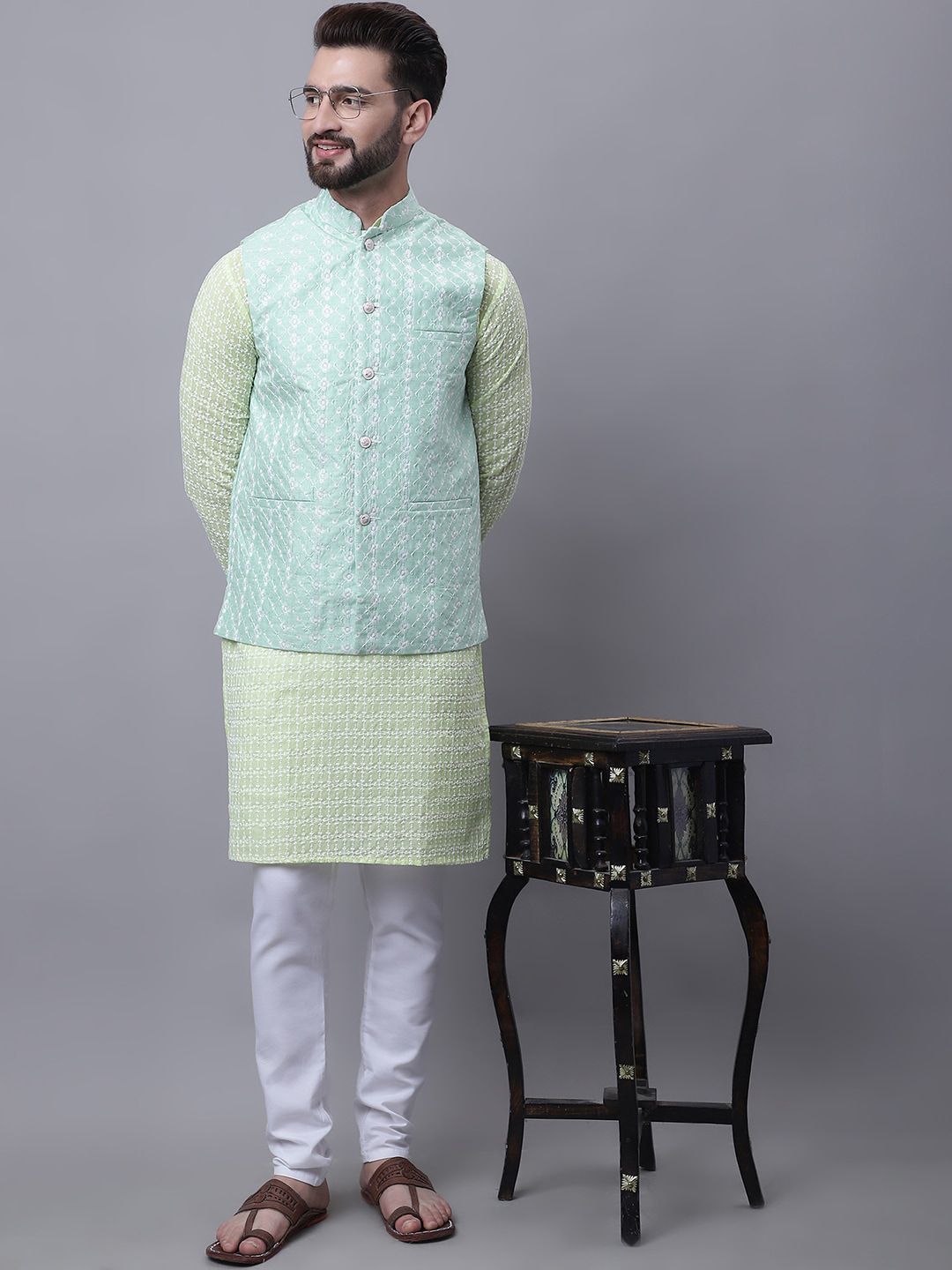 SOJANYA Kurta Kapas Tulen Sulam Bunga Lelaki Dengan Piyama & Jaket Nehru